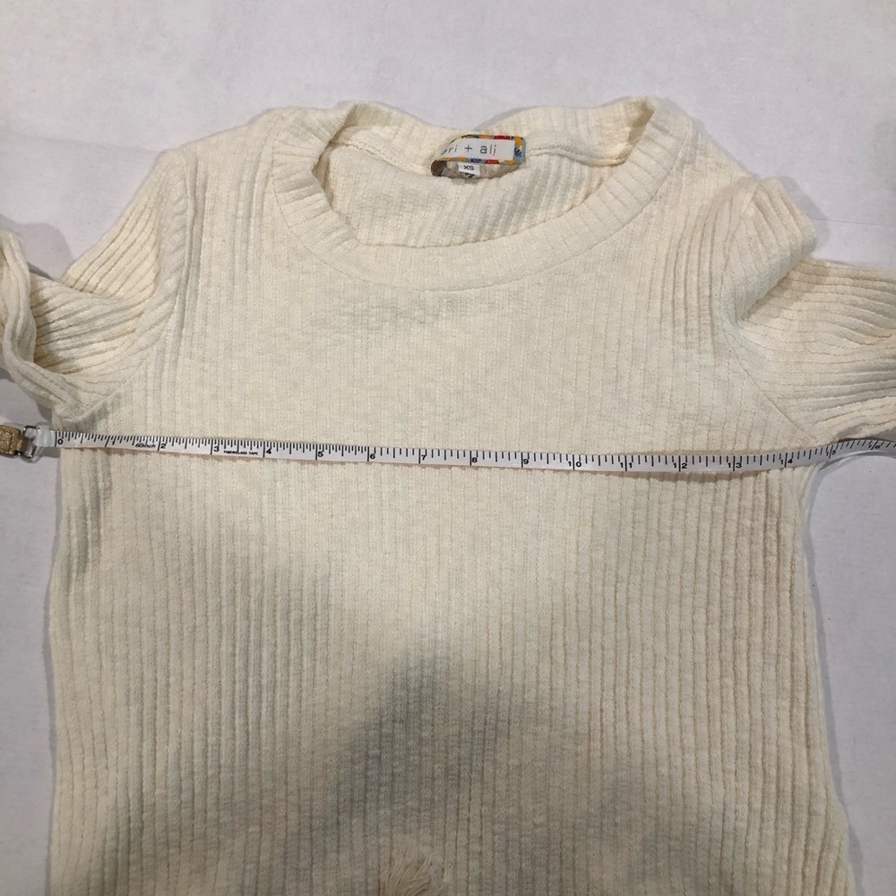 Eri + Ali  long sleeve open open back  sweatshirt - Picture 6 of 7